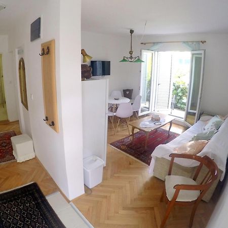 ביילה Guest House Villa Kosa מראה חיצוני תמונה